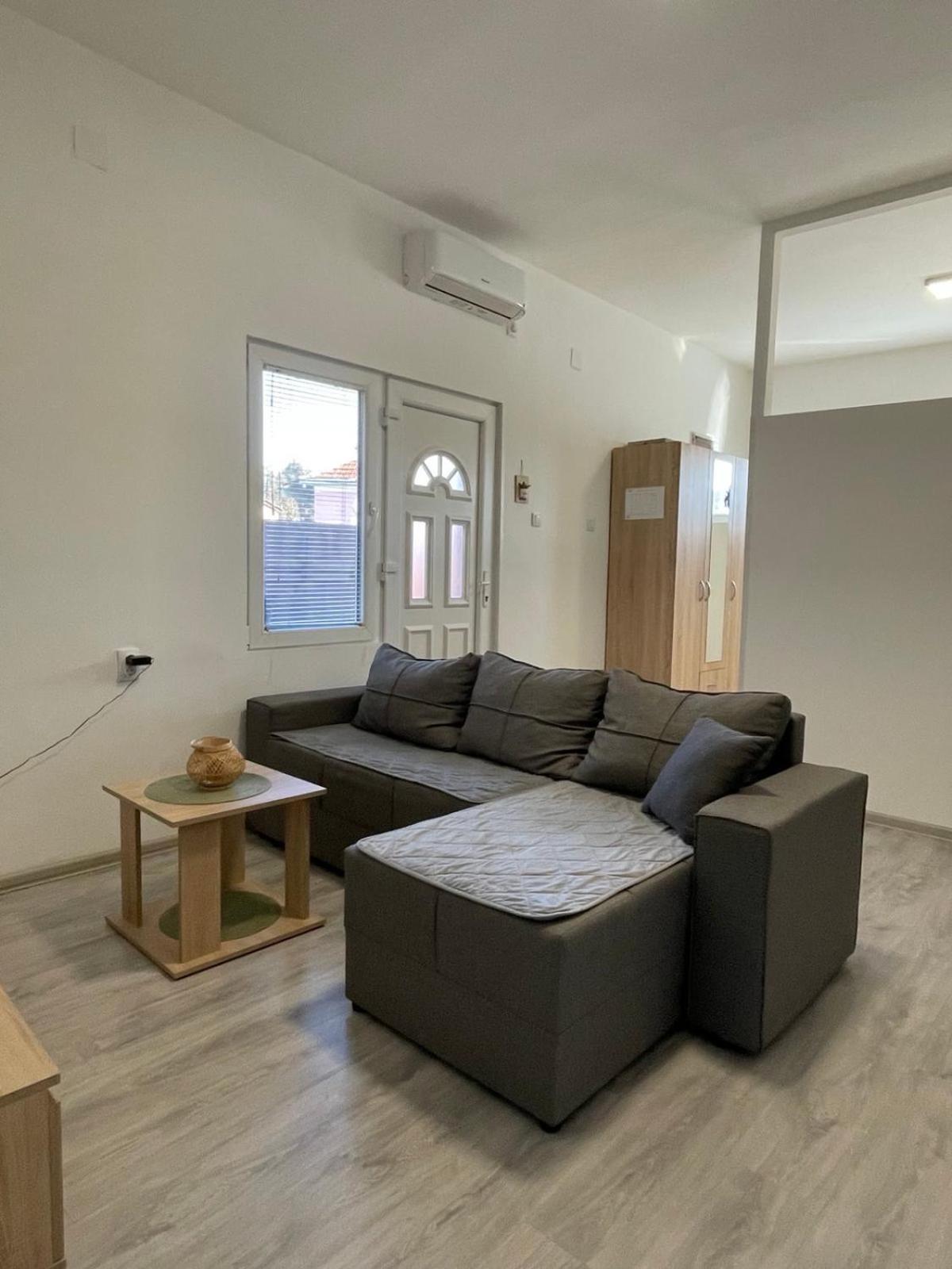 Apartman Arthur Kikinda Exterior foto